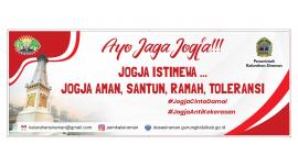 Pemasangan Banner Jogja Cinta Damai dan Anti Kekerasan